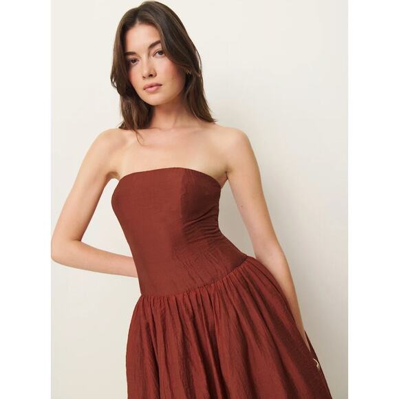 NWT Reformation Rosy Dress in Rusty Red Size 6 Wedding Guest Black Tie - Picture 2 of 9
